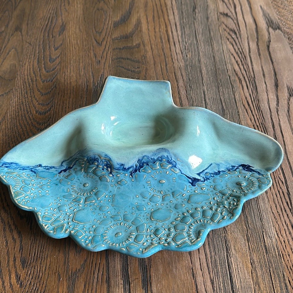 Clarkware heirloom lace plate dip & chip platter